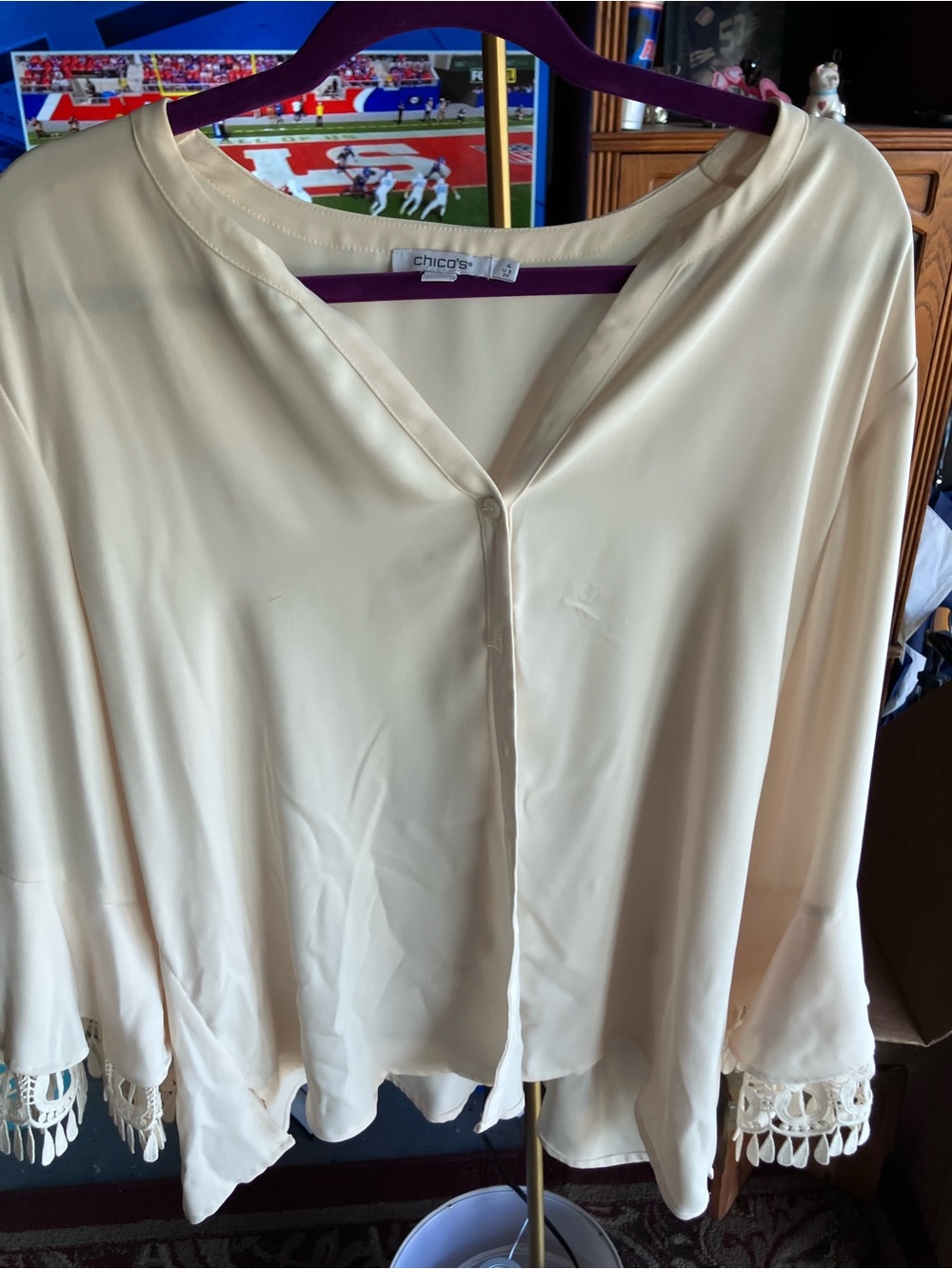 4 Chico's shirts for 38$